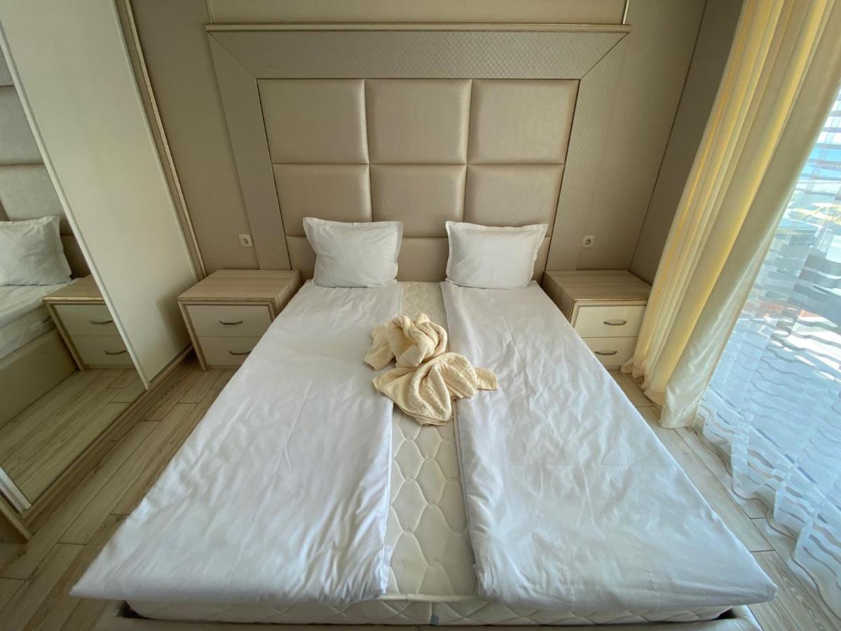 Paradiso 'В' 102 Private Sea View Apartment Nesebar Bagian luar foto
