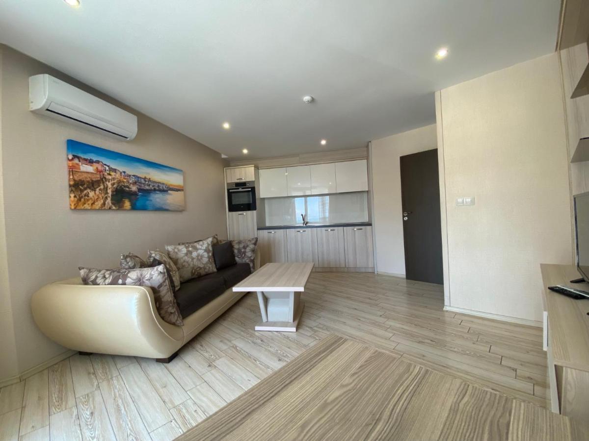 Paradiso 'В' 102 Private Sea View Apartment Nesebar Bagian luar foto