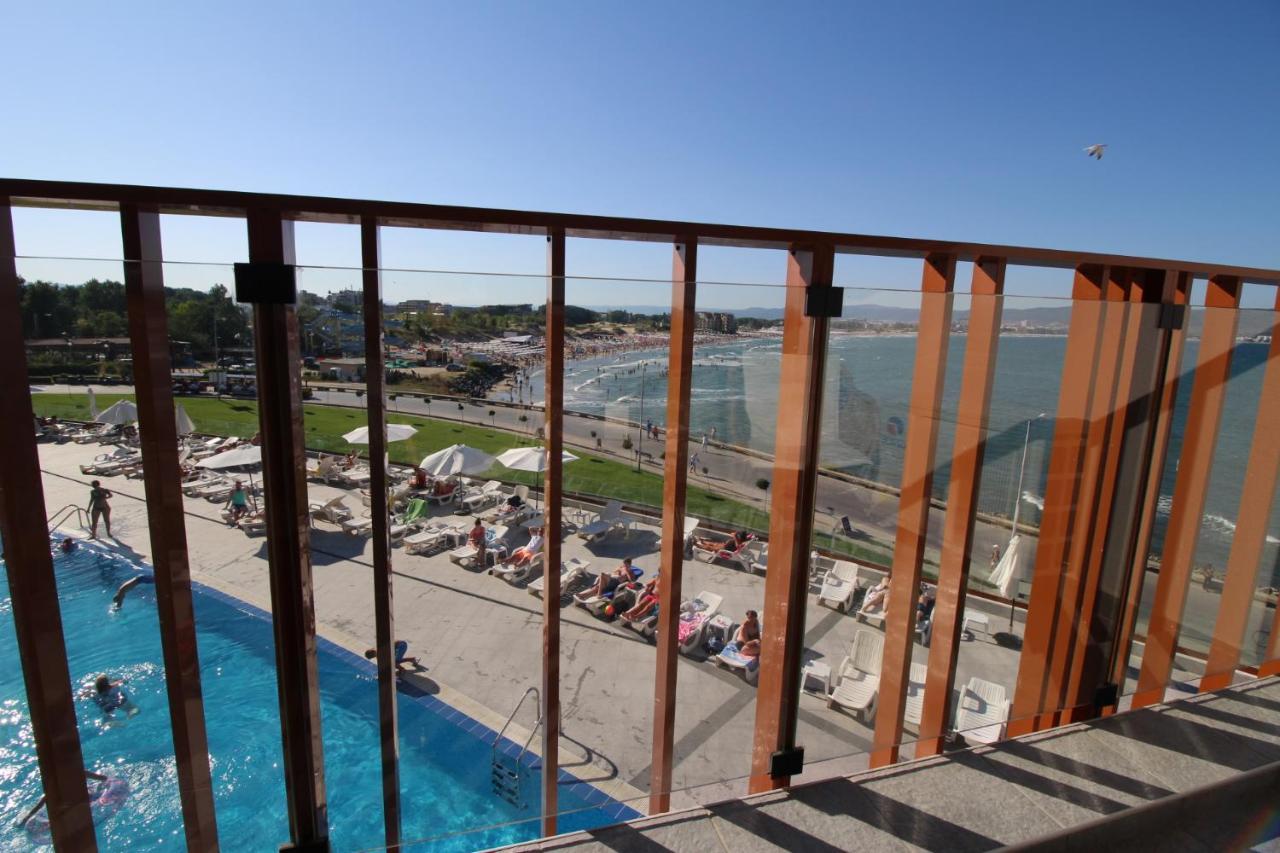 Paradiso 'В' 102 Private Sea View Apartment Nesebar Bagian luar foto