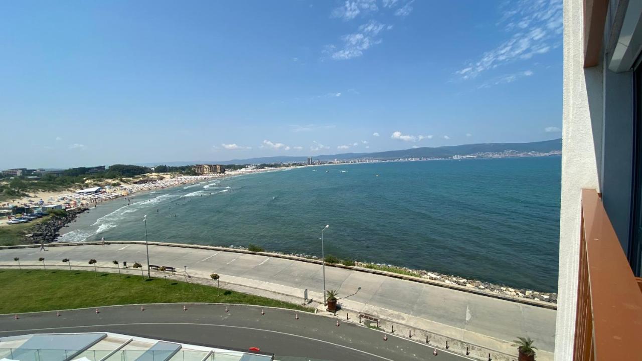 Paradiso 'В' 102 Private Sea View Apartment Nesebar Bagian luar foto