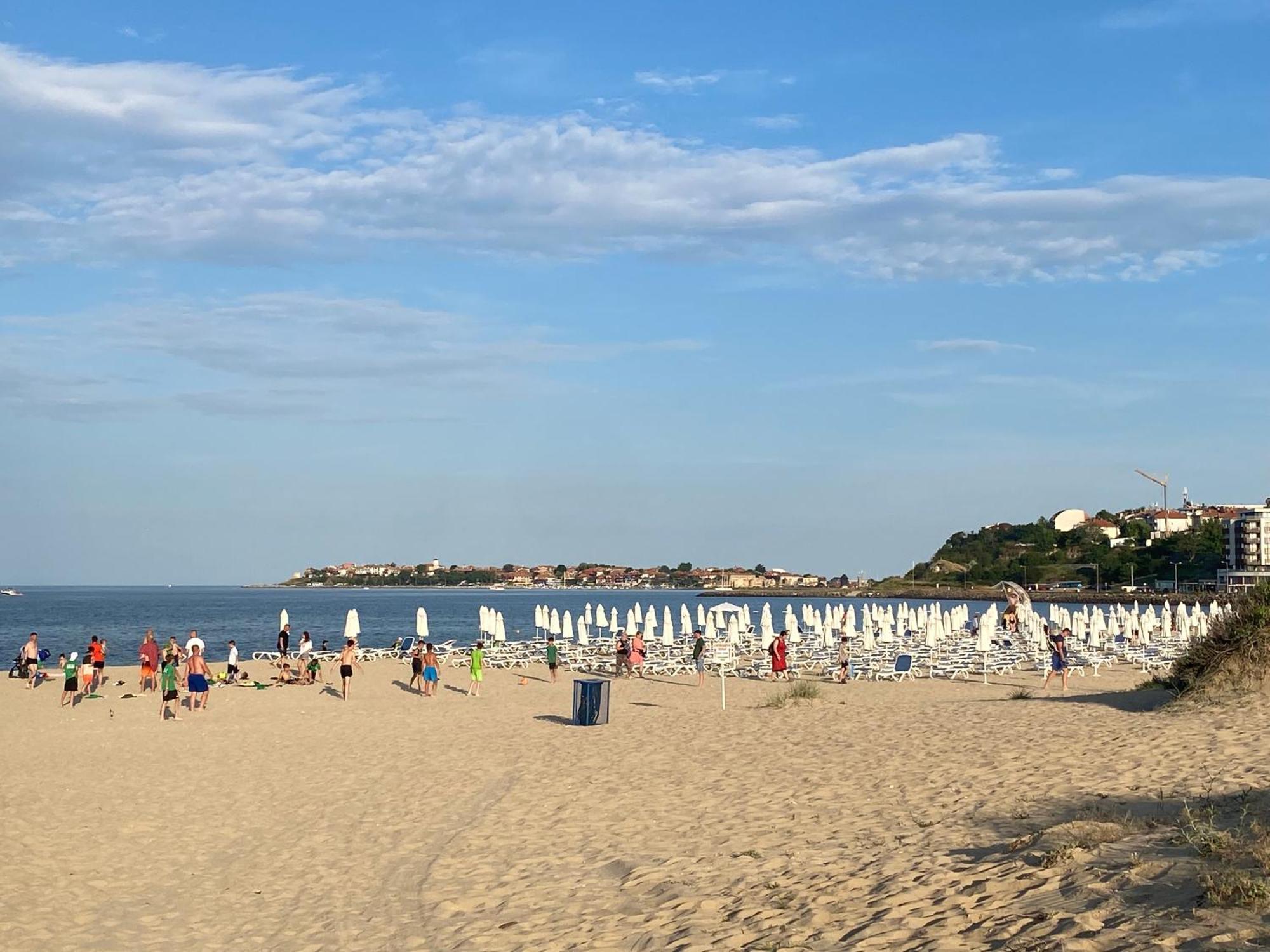 Paradiso 'В' 102 Private Sea View Apartment Nesebar Bagian luar foto
