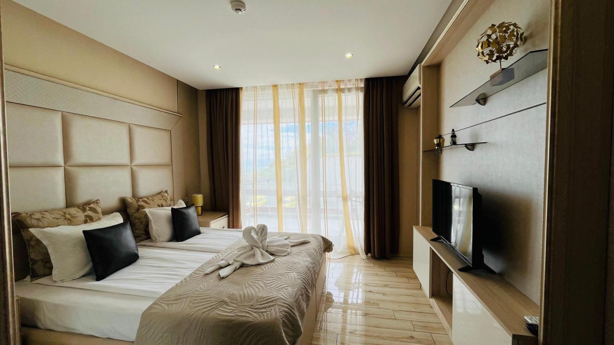 Paradiso 'В' 102 Private Sea View Apartment Nesebar Bagian luar foto